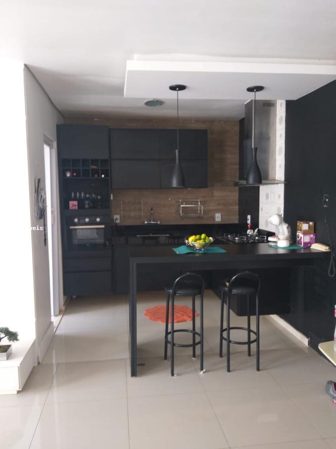 Casa à venda com 2 quartos, 67m² - Foto 17