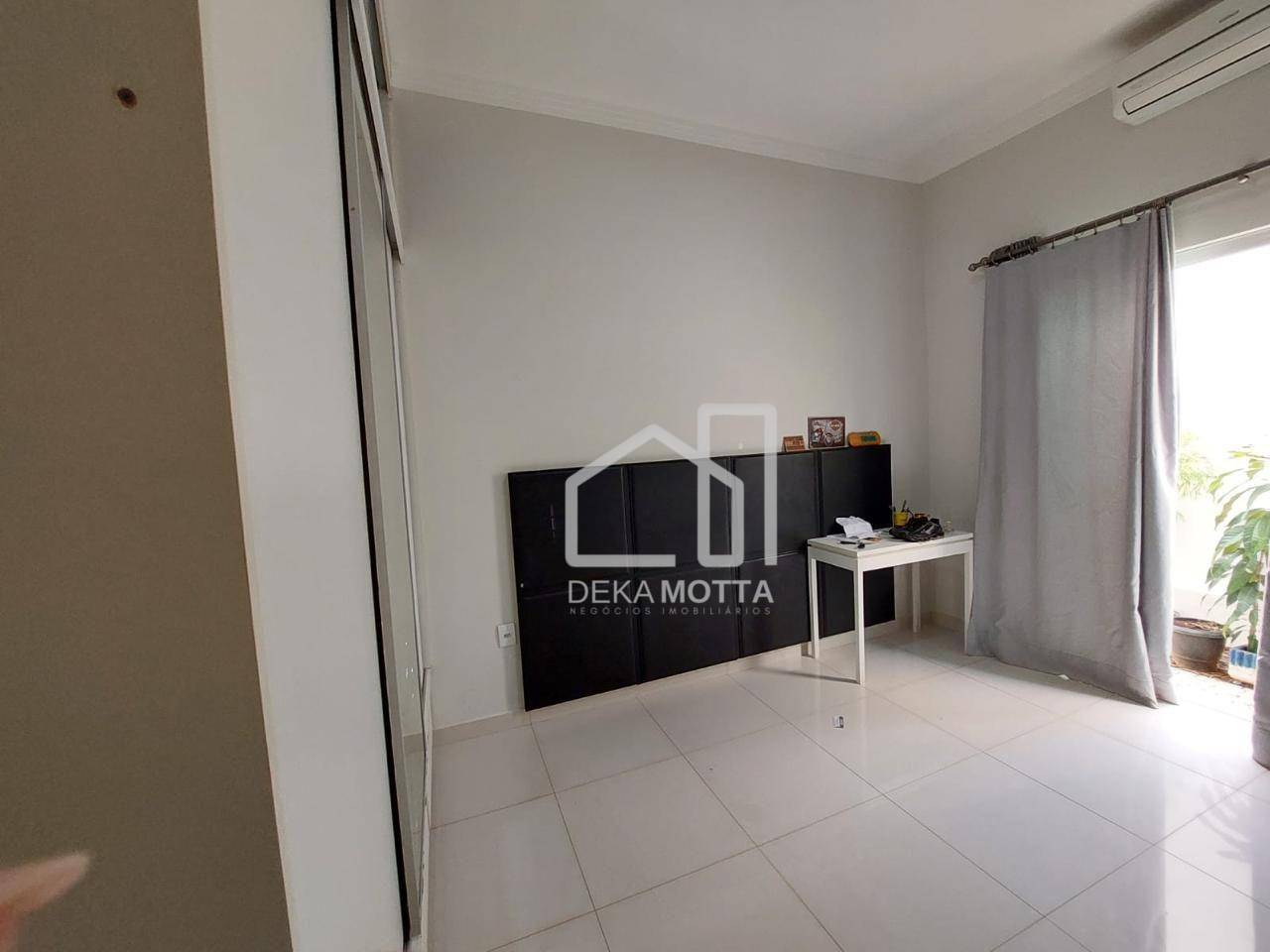 Casa à venda com 4 quartos, 320m² - Foto 19