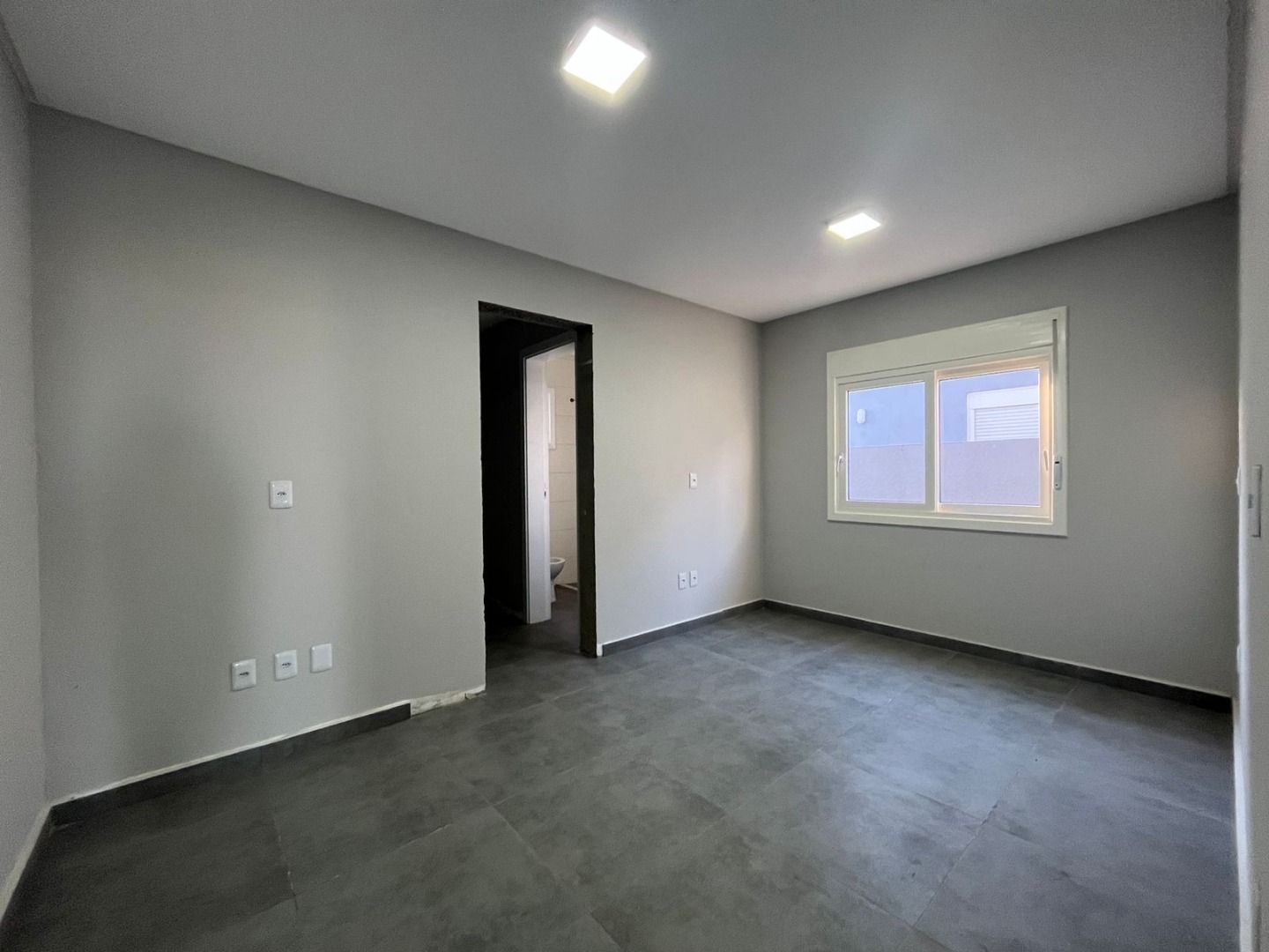 Casa à venda com 3 quartos, 110m² - Foto 9