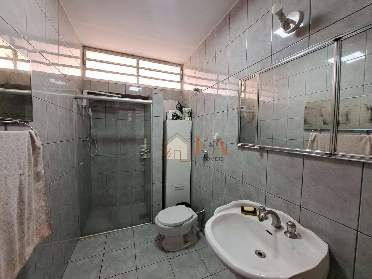 Casa à venda com 3 quartos, 250m² - Foto 14