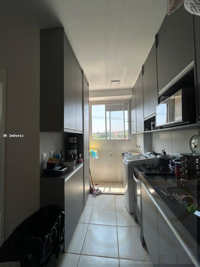 Apartamento à venda com 2 quartos, 40m² - Foto 3