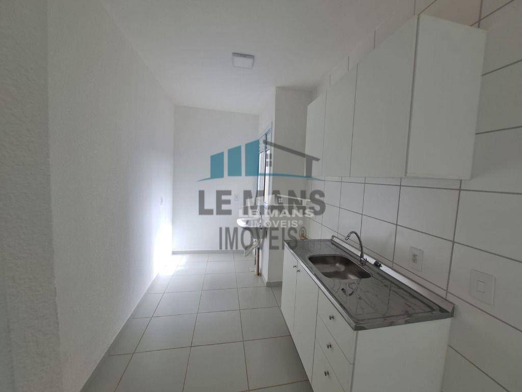 Apartamento para alugar com 2 quartos, 48m² - Foto 5