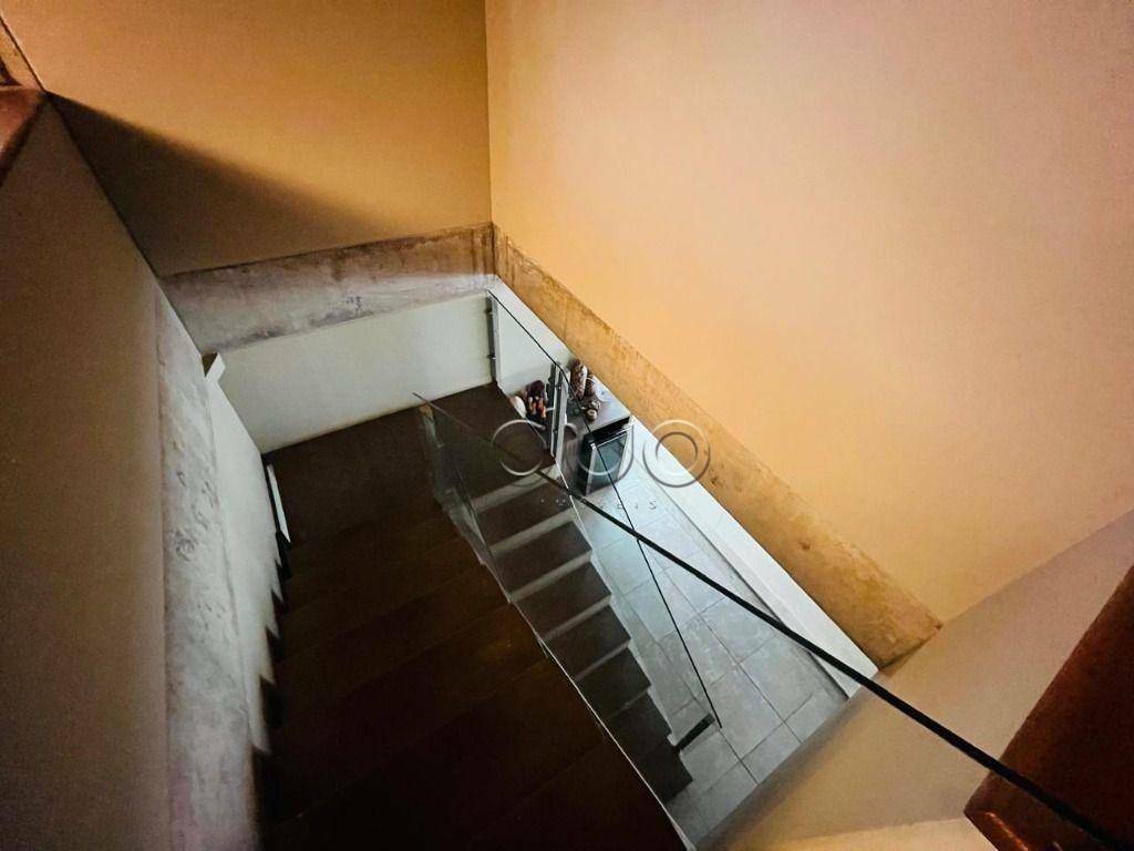 Casa à venda com 3 quartos, 431m² - Foto 25