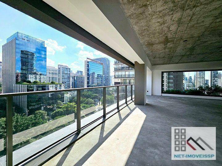 Apartamento à venda com 3 quartos, 227m² - Foto 6