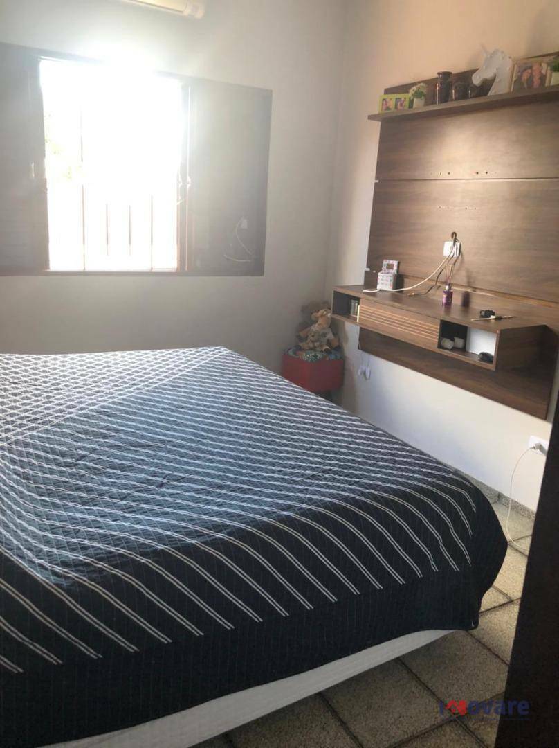 Casa à venda com 3 quartos, 180m² - Foto 24