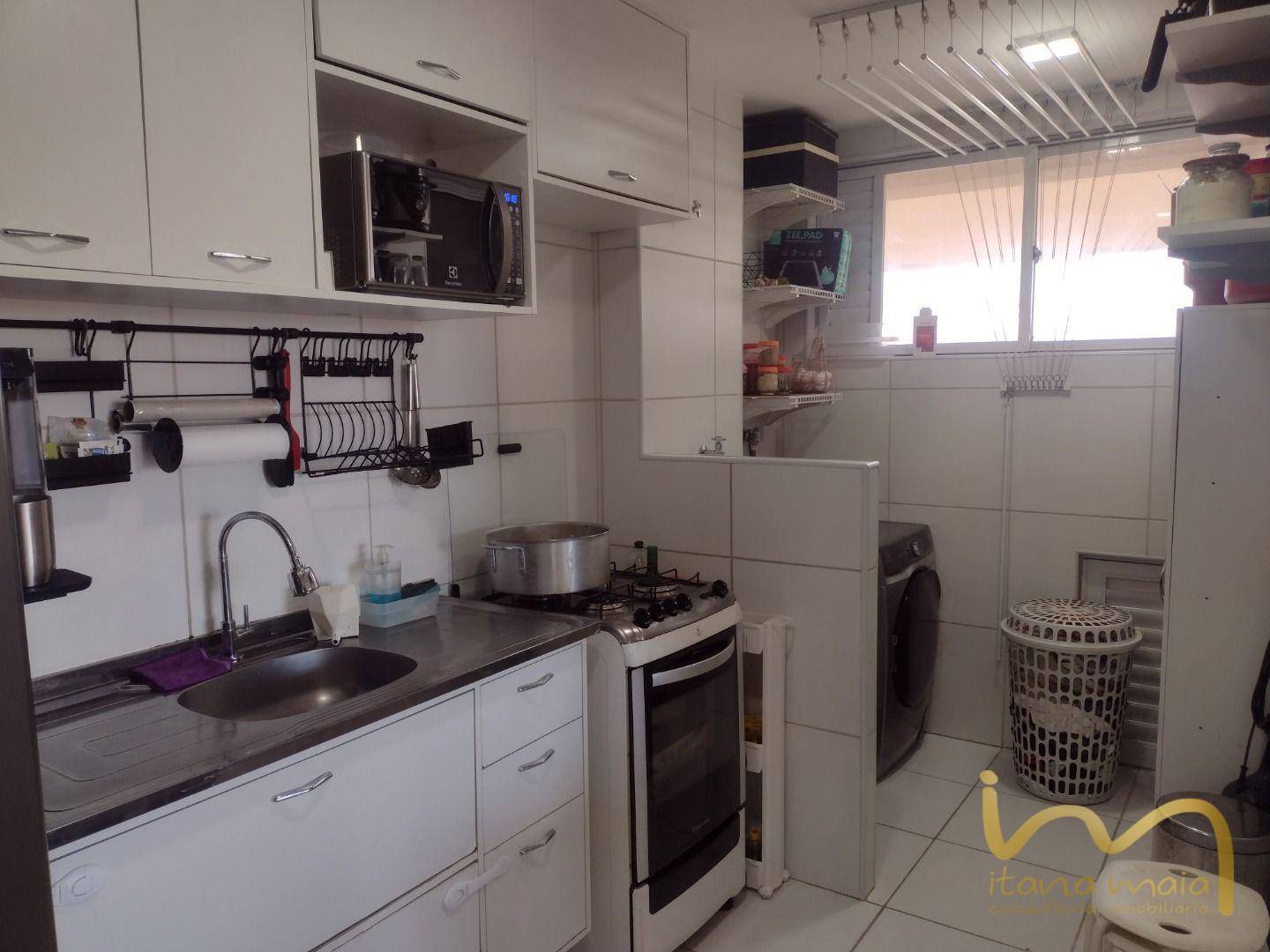 Apartamento à venda com 3 quartos, 75m² - Foto 7