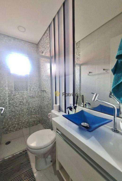 Sobrado à venda com 3 quartos, 170m² - Foto 11