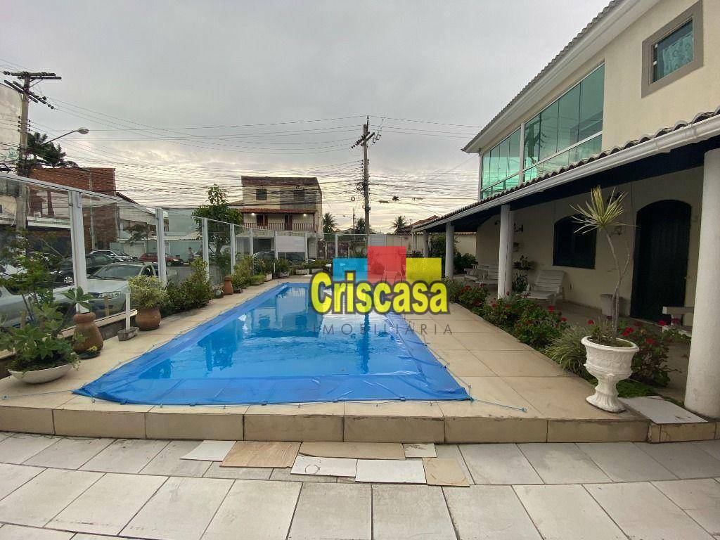 Casa à venda com 6 quartos, 250m² - Foto 5