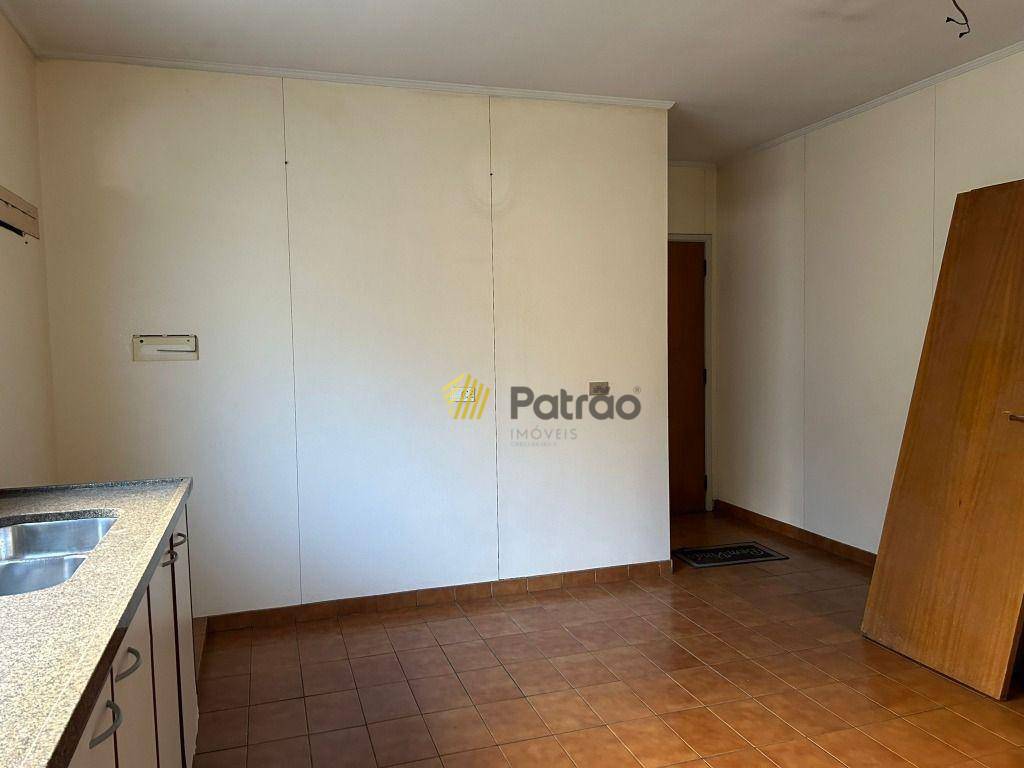 Apartamento à venda com 3 quartos, 147m² - Foto 23