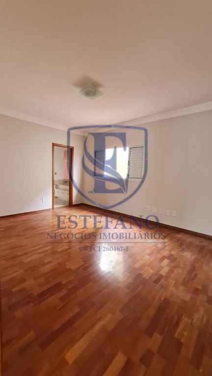 Casa para alugar com 4 quartos, 440m² - Foto 29