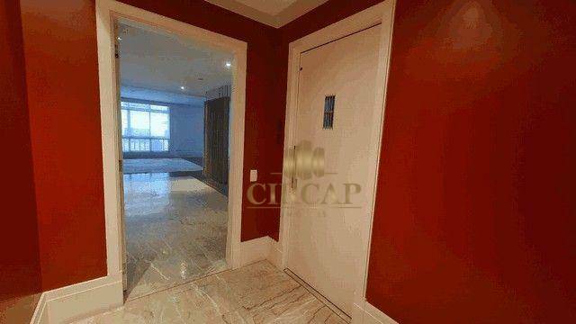 Apartamento para alugar com 3 quartos, 406m² - Foto 11