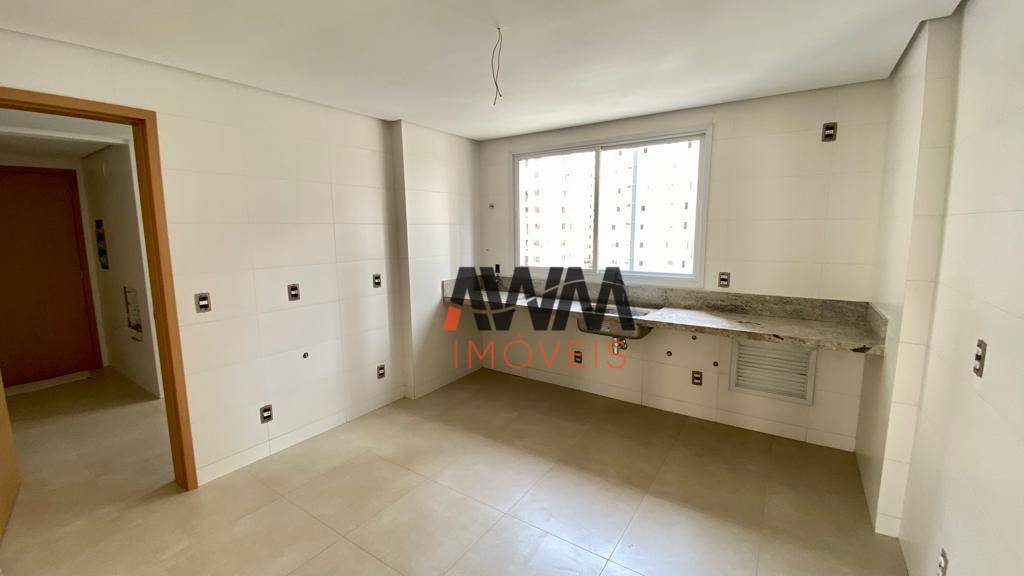 Apartamento à venda com 3 quartos, 155m² - Foto 6