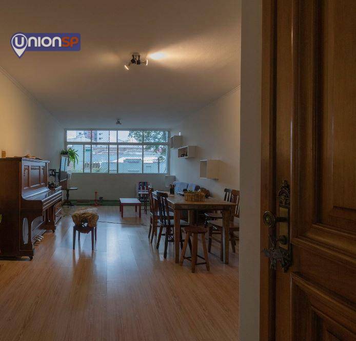 Apartamento à venda com 4 quartos, 150m² - Foto 1