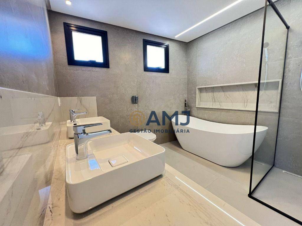 Sobrado à venda com 4 quartos, 314m² - Foto 22