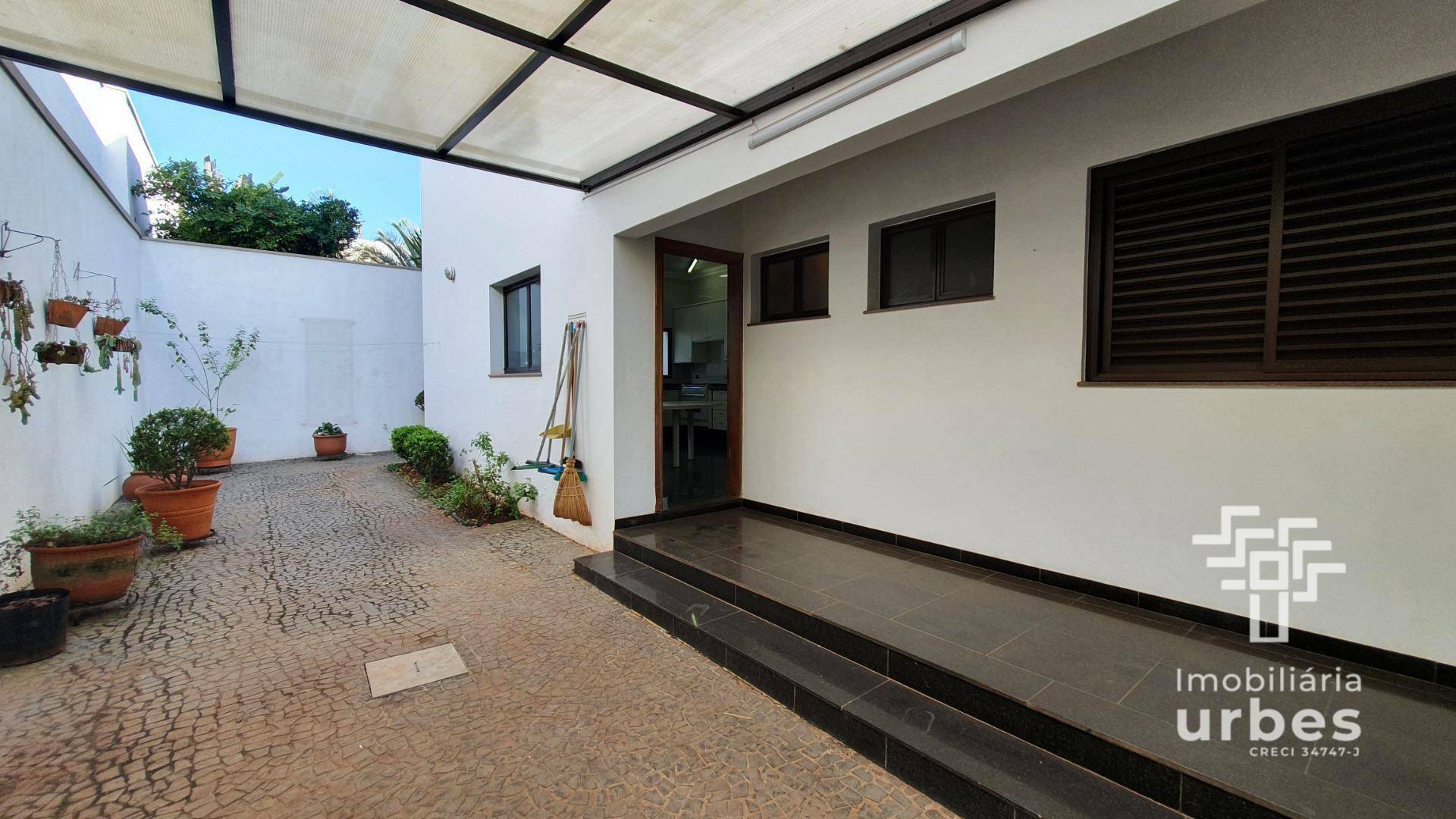 Casa à venda e aluguel com 3 quartos, 472m² - Foto 23