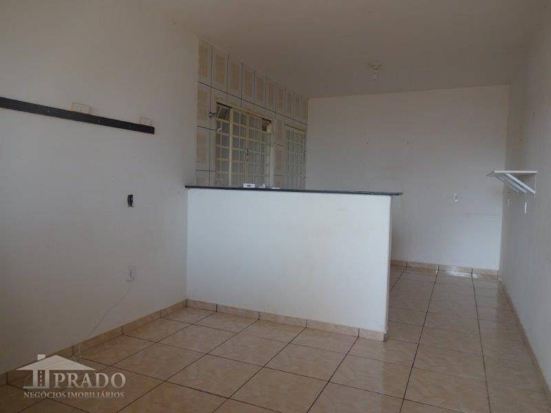 Casa à venda com 3 quartos, 110m² - Foto 5