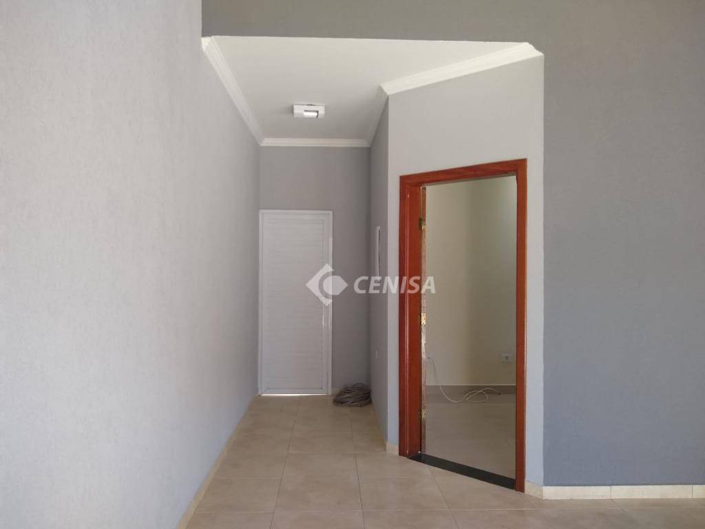 Casa à venda com 3 quartos, 130m² - Foto 2