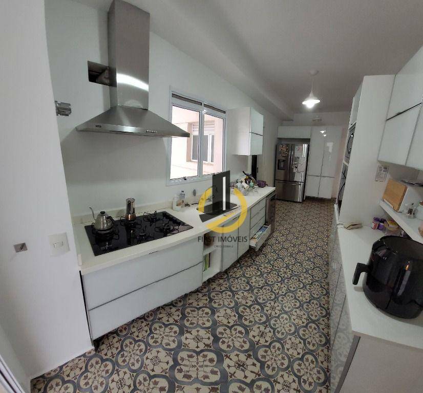 Apartamento à venda com 3 quartos, 147m² - Foto 5