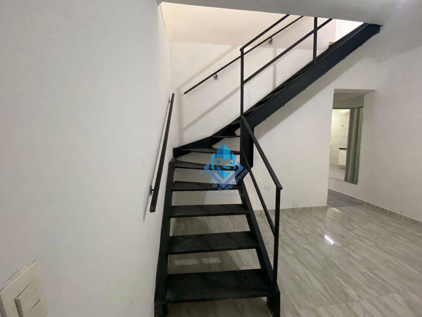 Sobrado à venda com 3 quartos, 220m² - Foto 11