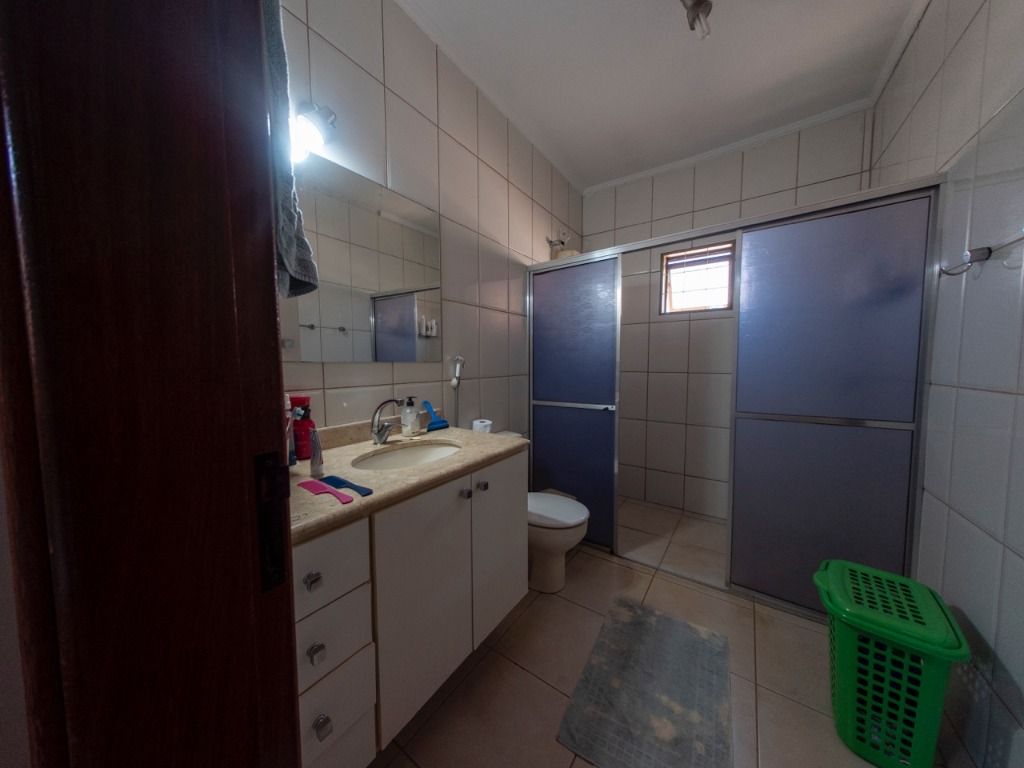 Casa à venda com 5 quartos, 190m² - Foto 39