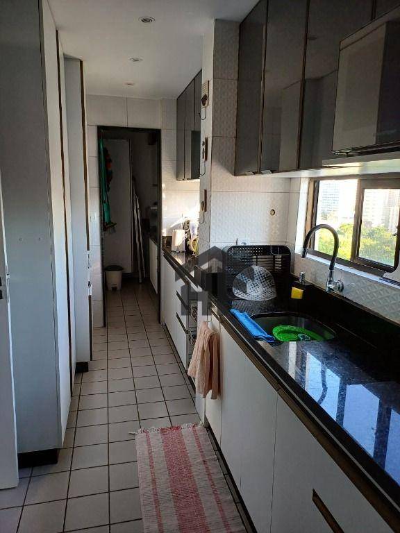 Apartamento à venda com 3 quartos, 80m² - Foto 17