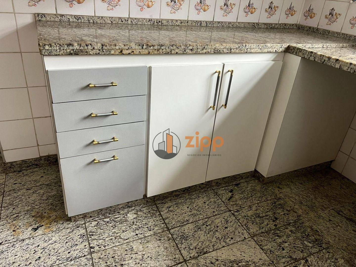 Sobrado à venda com 4 quartos, 280m² - Foto 30