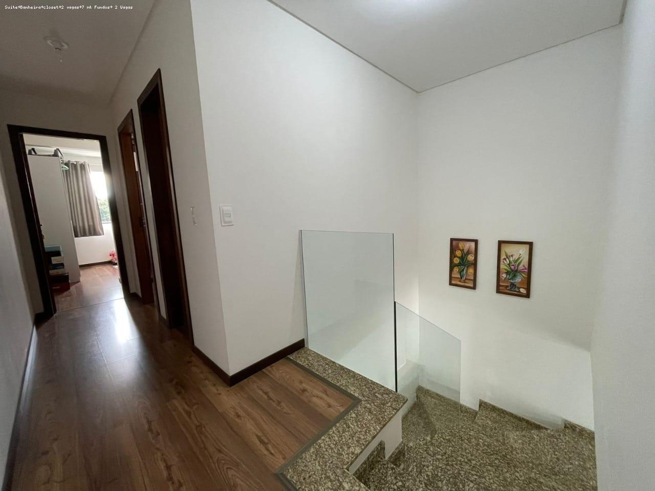 Casa à venda com 3 quartos, 129m² - Foto 4