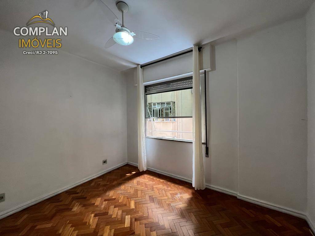 Apartamento à venda com 3 quartos, 160m² - Foto 12