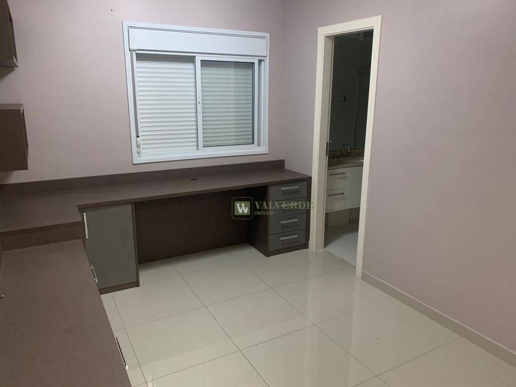 Apartamento à venda com 4 quartos, 233m² - Foto 11