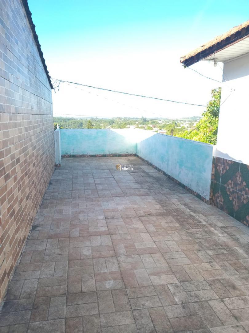 Casa à venda com 3 quartos, 230m² - Foto 3