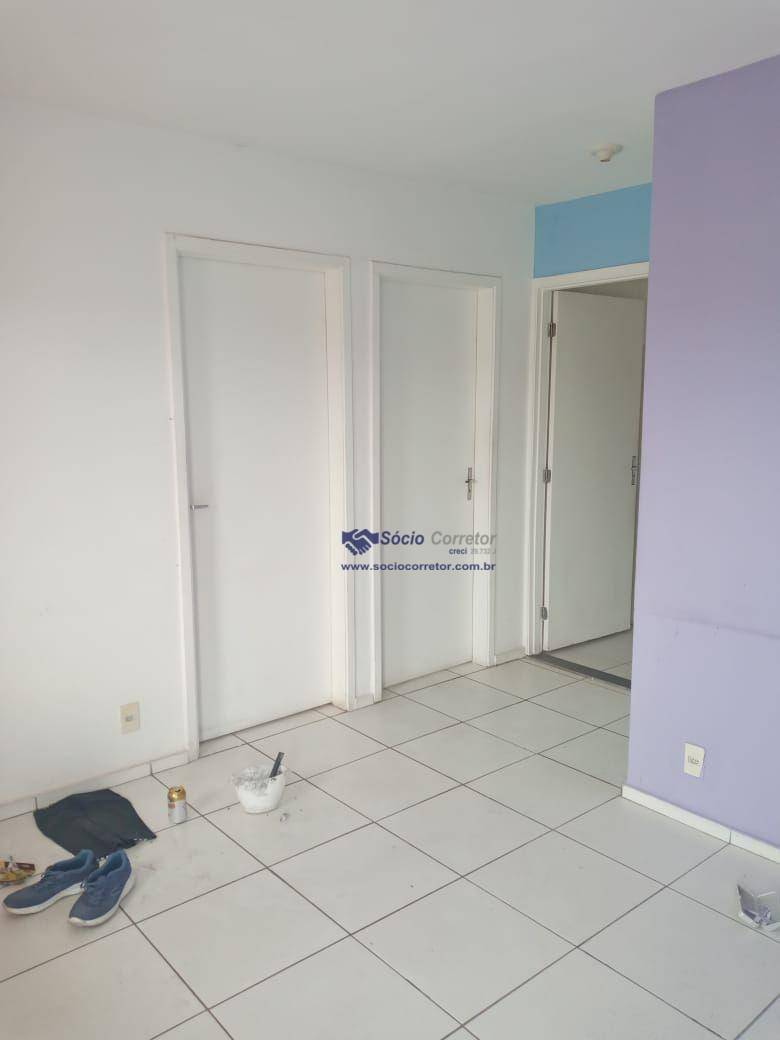 Apartamento à venda com 2 quartos, 45m² - Foto 3