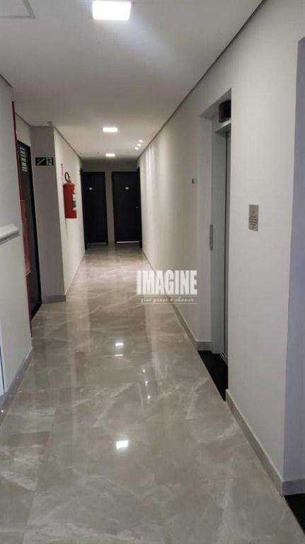 Apartamento à venda com 1 quarto, 30m² - Foto 19