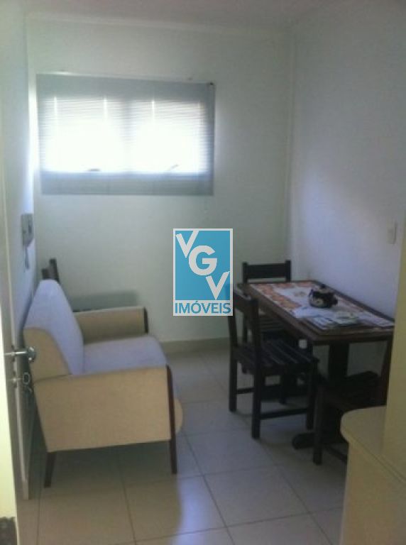 Apartamento à venda com 3 quartos, 140m² - Foto 3