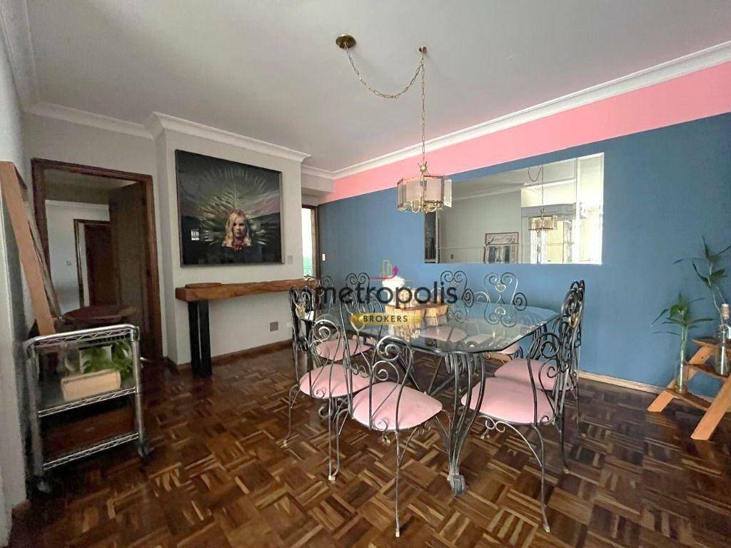 Apartamento à venda com 4 quartos, 230m² - Foto 11