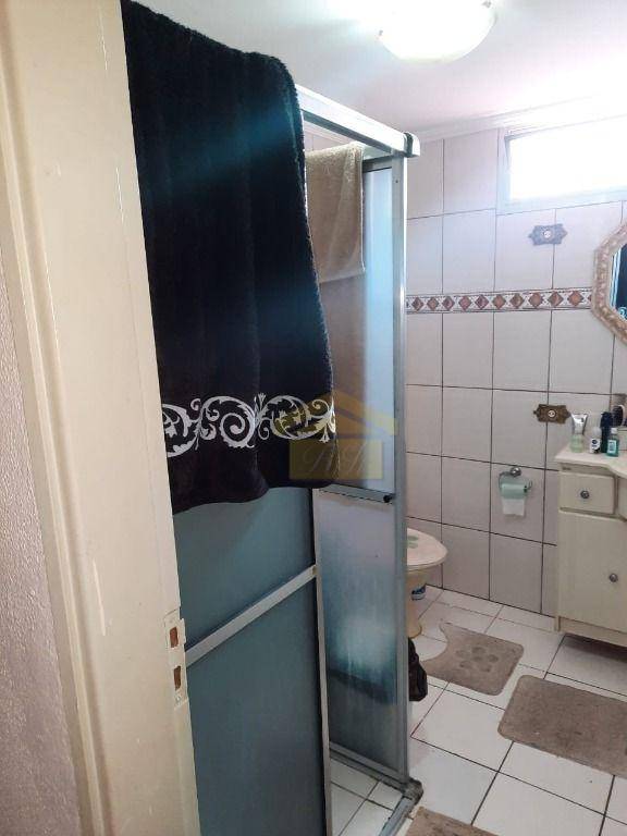 Apartamento à venda com 2 quartos, 67m² - Foto 14