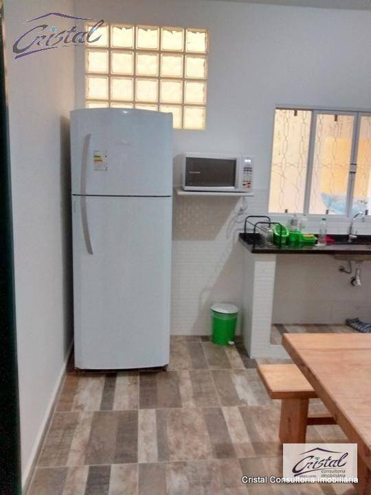 Casa à venda com 5 quartos, 200m² - Foto 8