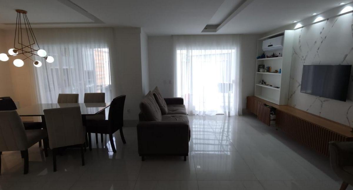 Casa de Condomínio à venda com 3 quartos, 250m² - Foto 10