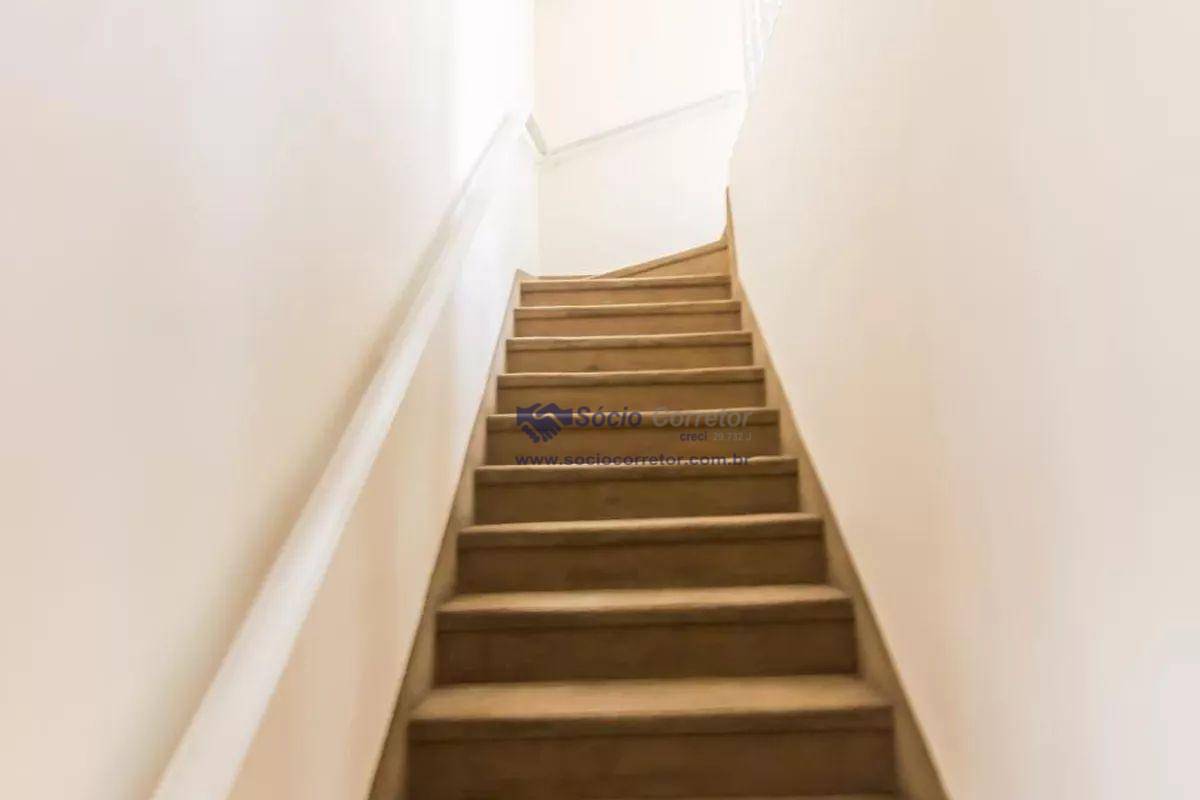 Sobrado à venda com 3 quartos, 210m² - Foto 48
