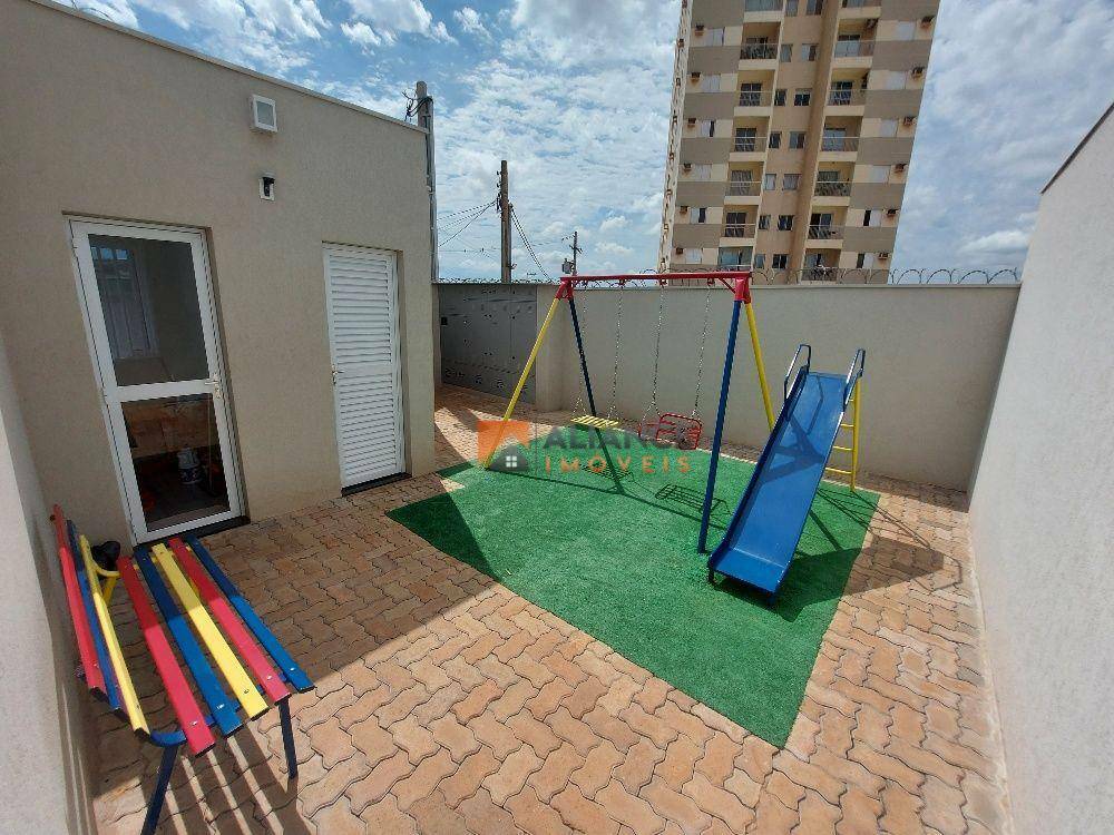 Sobrado à venda com 2 quartos, 87m² - Foto 3