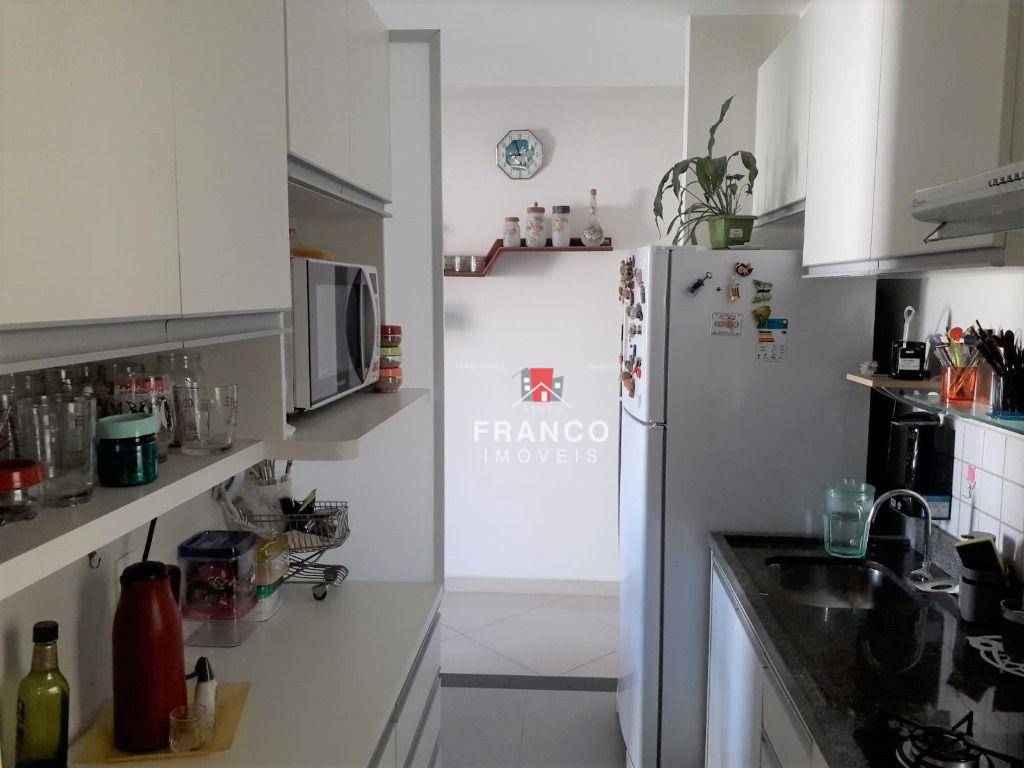 Apartamento à venda com 3 quartos, 69m² - Foto 8