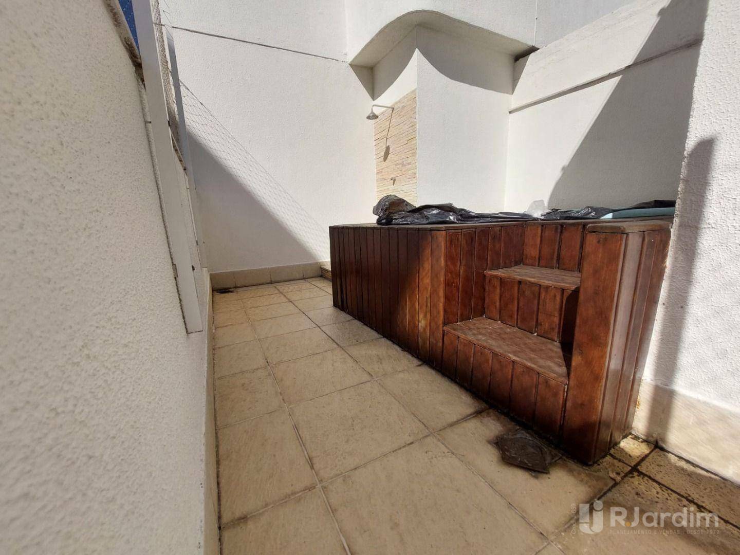 Apartamento para alugar com 3 quartos, 187m² - Foto 26