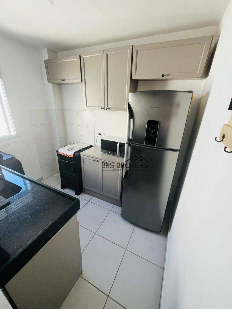 Apartamento à venda com 2 quartos, 38m² - Foto 8