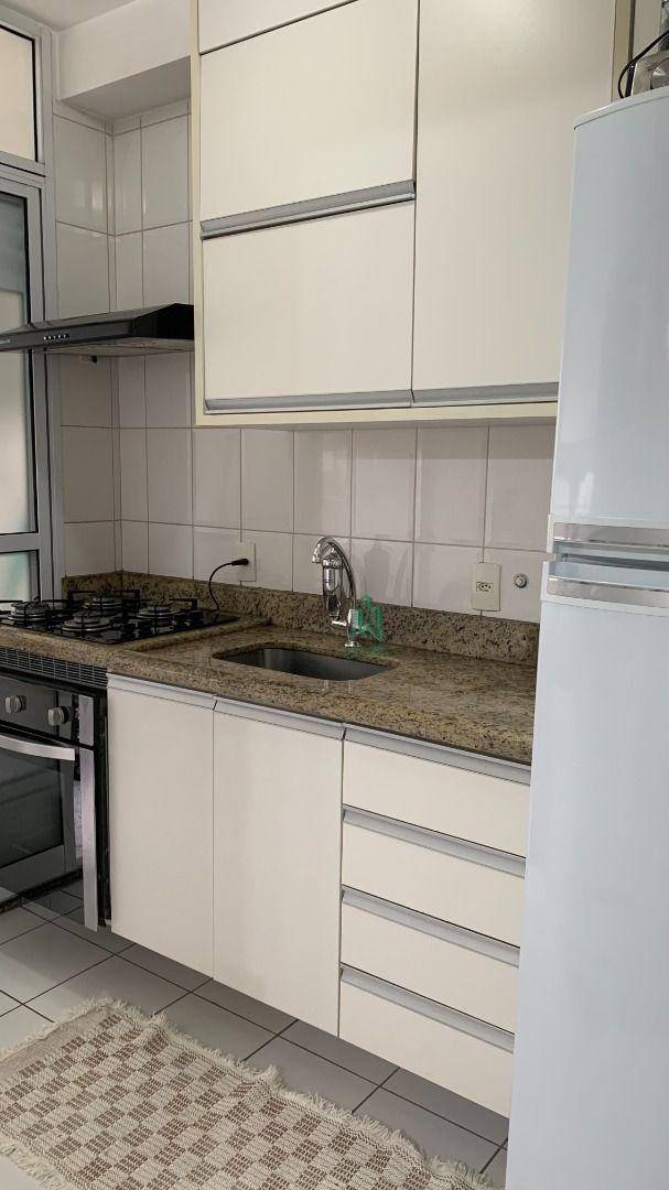 Apartamento à venda com 2 quartos, 67m² - Foto 15