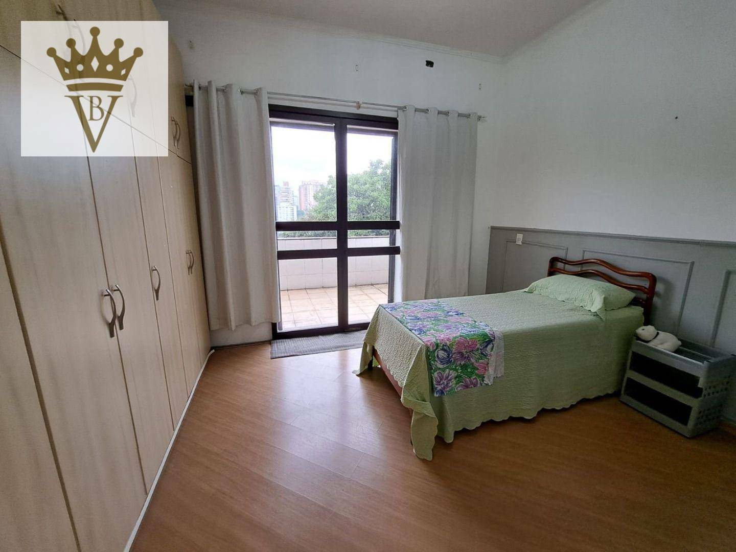 Casa à venda com 4 quartos, 520m² - Foto 10