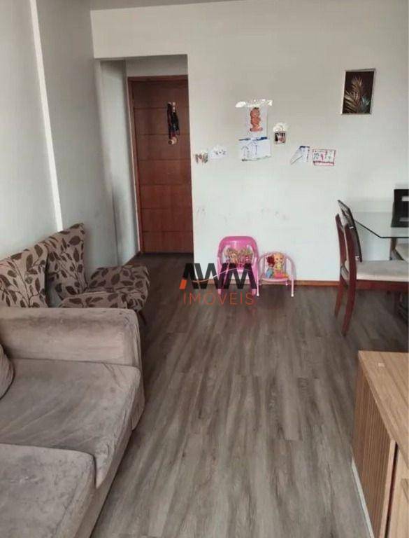 Apartamento à venda com 3 quartos, 70m² - Foto 2