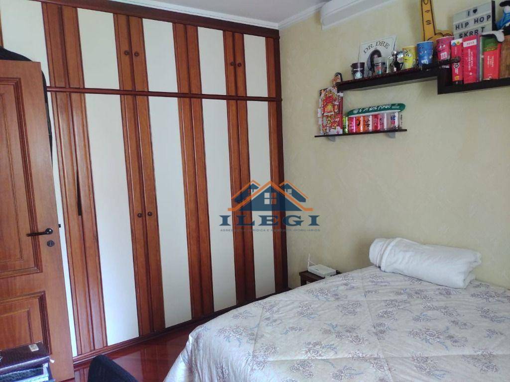 Apartamento à venda com 4 quartos, 188m² - Foto 20