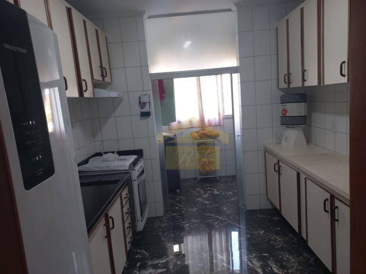 Apartamento à venda com 2 quartos, 70m² - Foto 8