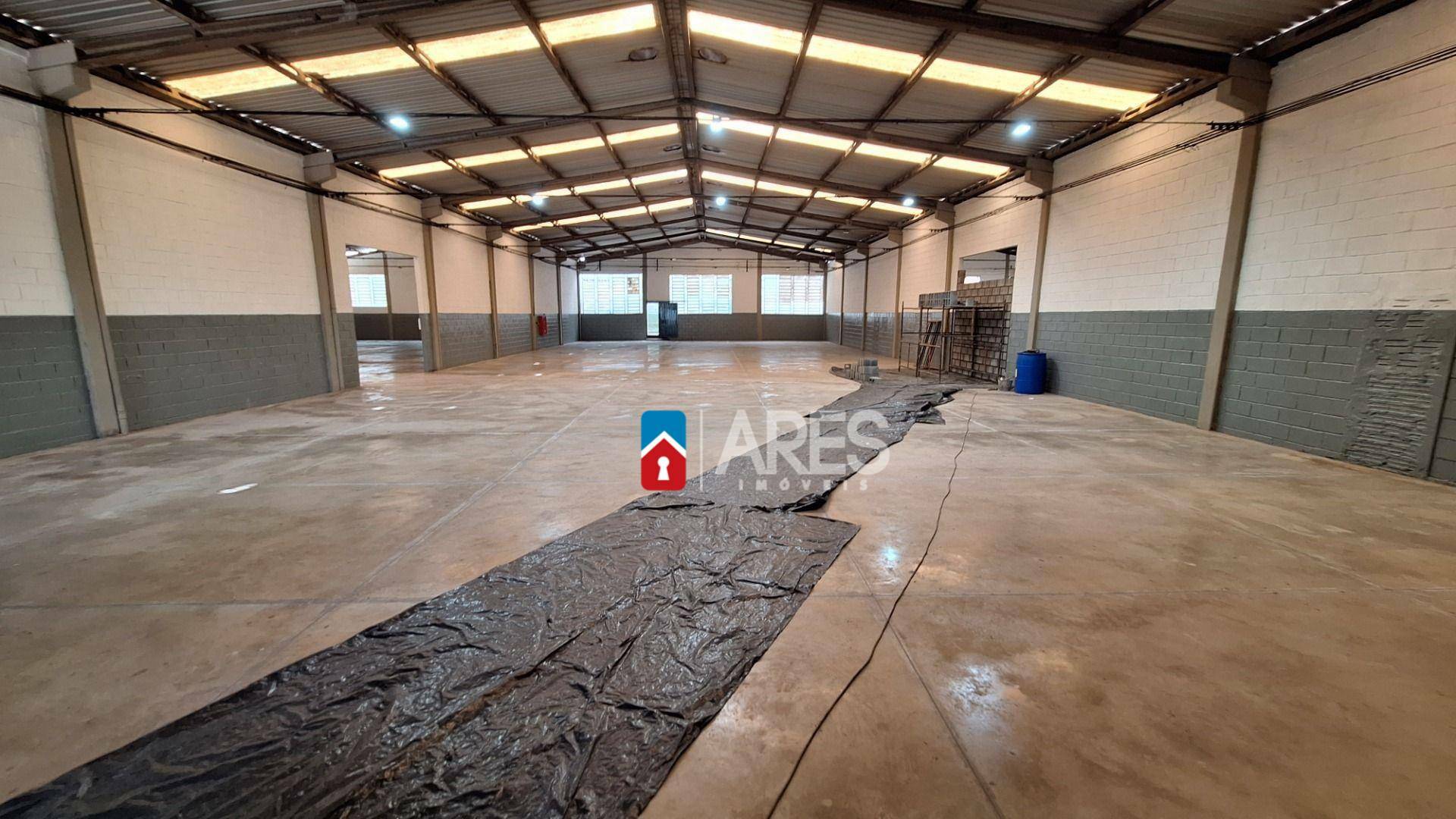 Depósito-Galpão-Armazém para alugar, 1039m² - Foto 2