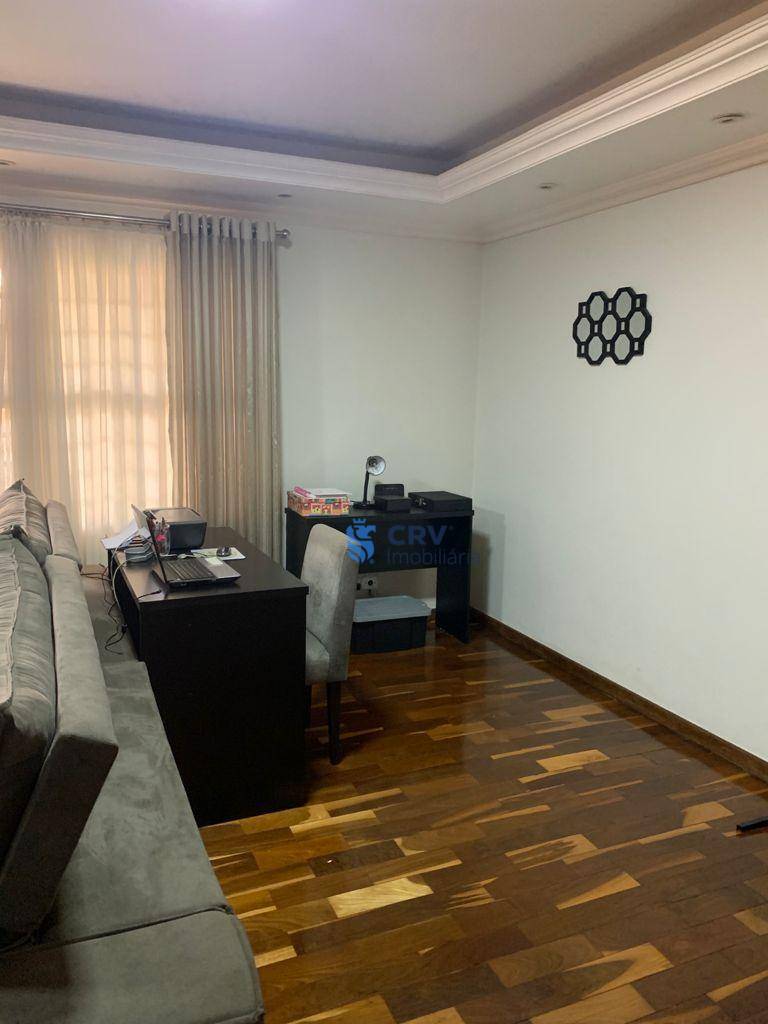 Casa à venda com 3 quartos, 250m² - Foto 7