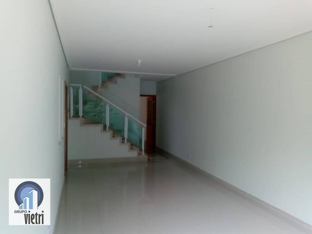 Sobrado à venda com 3 quartos, 225m² - Foto 3